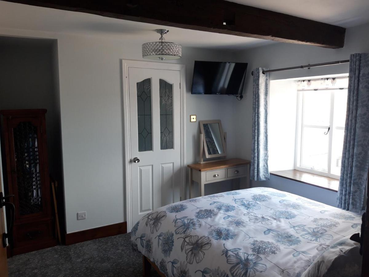 Upper Eyton Farmhouse B&B Alberbury Kültér fotó