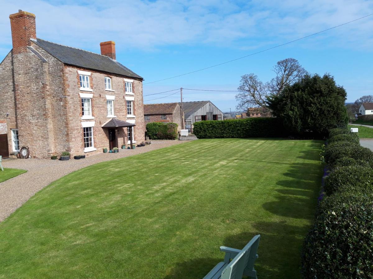 Upper Eyton Farmhouse B&B Alberbury Kültér fotó