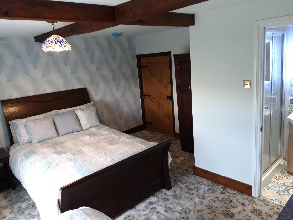 Upper Eyton Farmhouse B&B Alberbury Kültér fotó