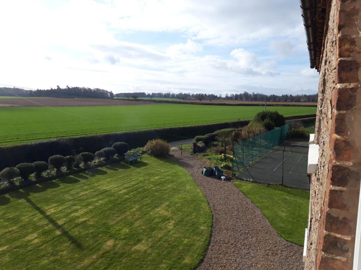 Upper Eyton Farmhouse B&B Alberbury Kültér fotó